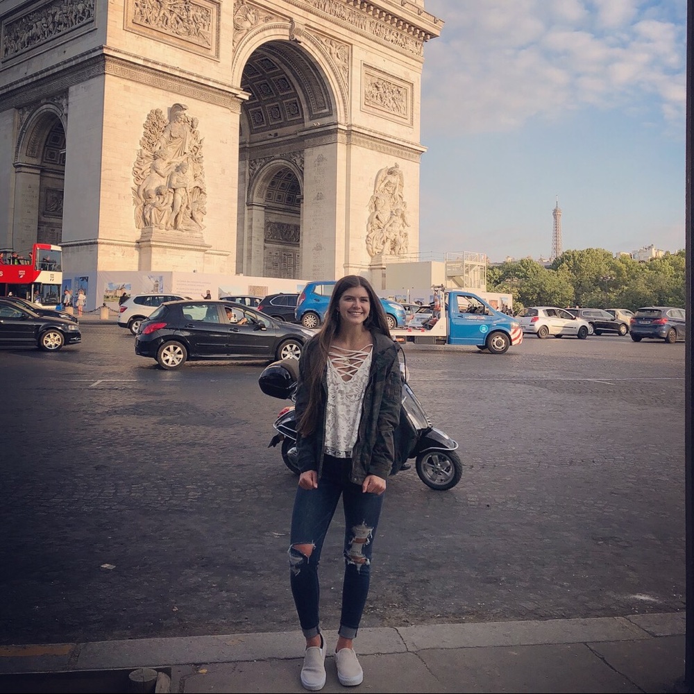 Meet your Posher, Sydney